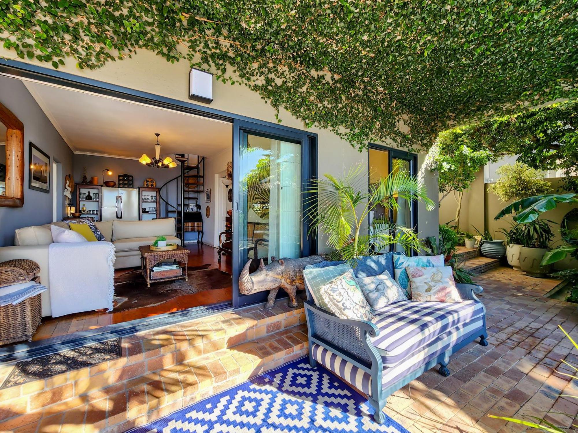 Bluegum Hill & Guest house Cape Town