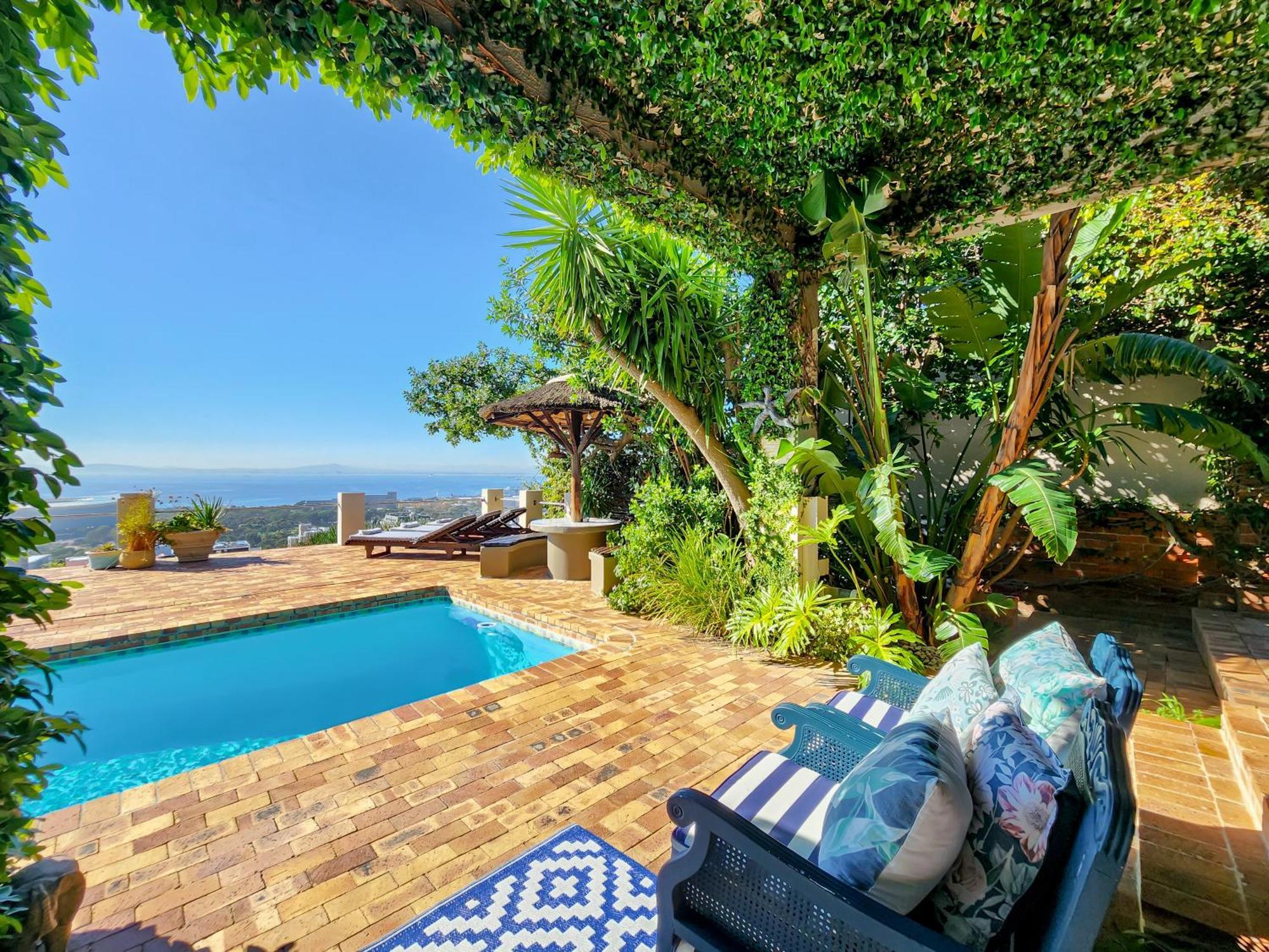 Bluegum Hill & Guest house Cape Town