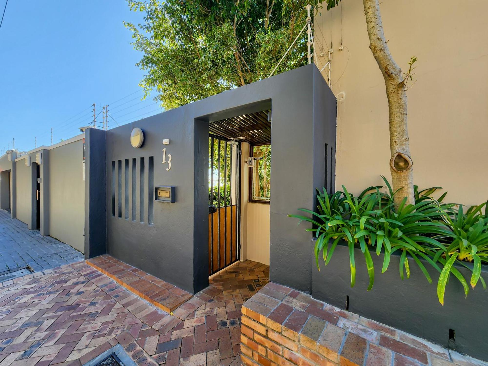 Guest house Bluegum Hill & Cape Town