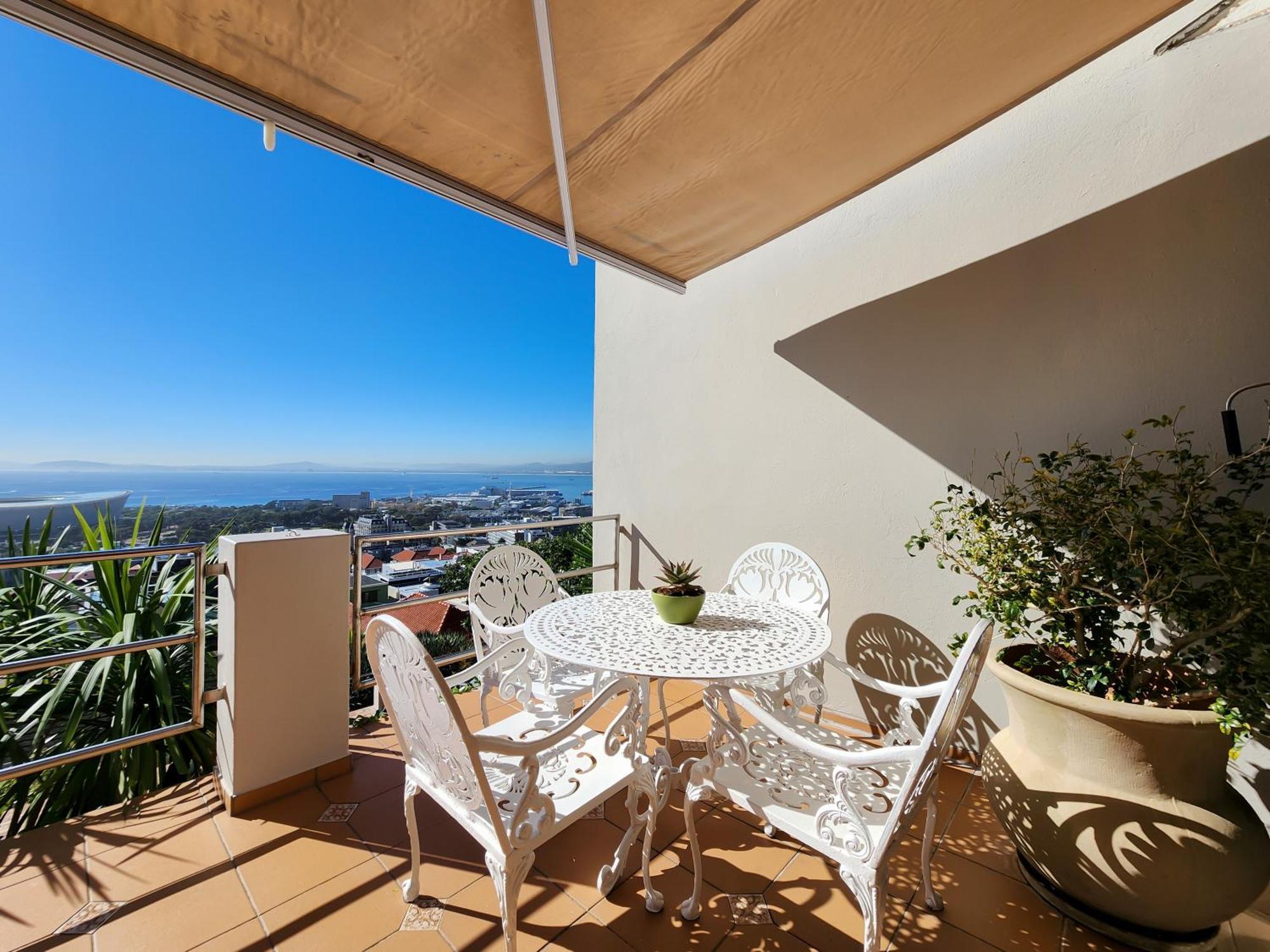 Guest house Bluegum Hill &