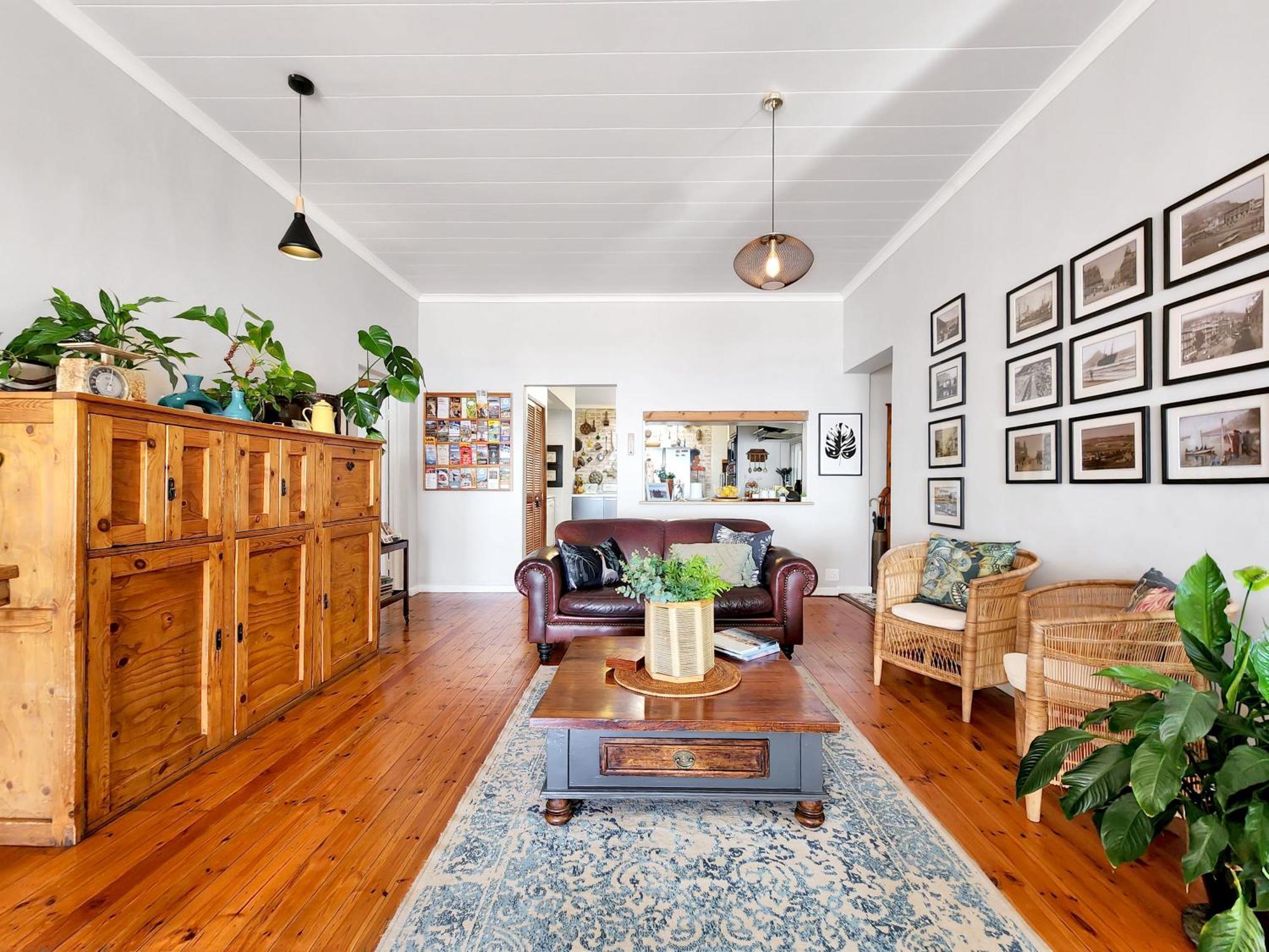 Guest house Bluegum Hill & Cape Town