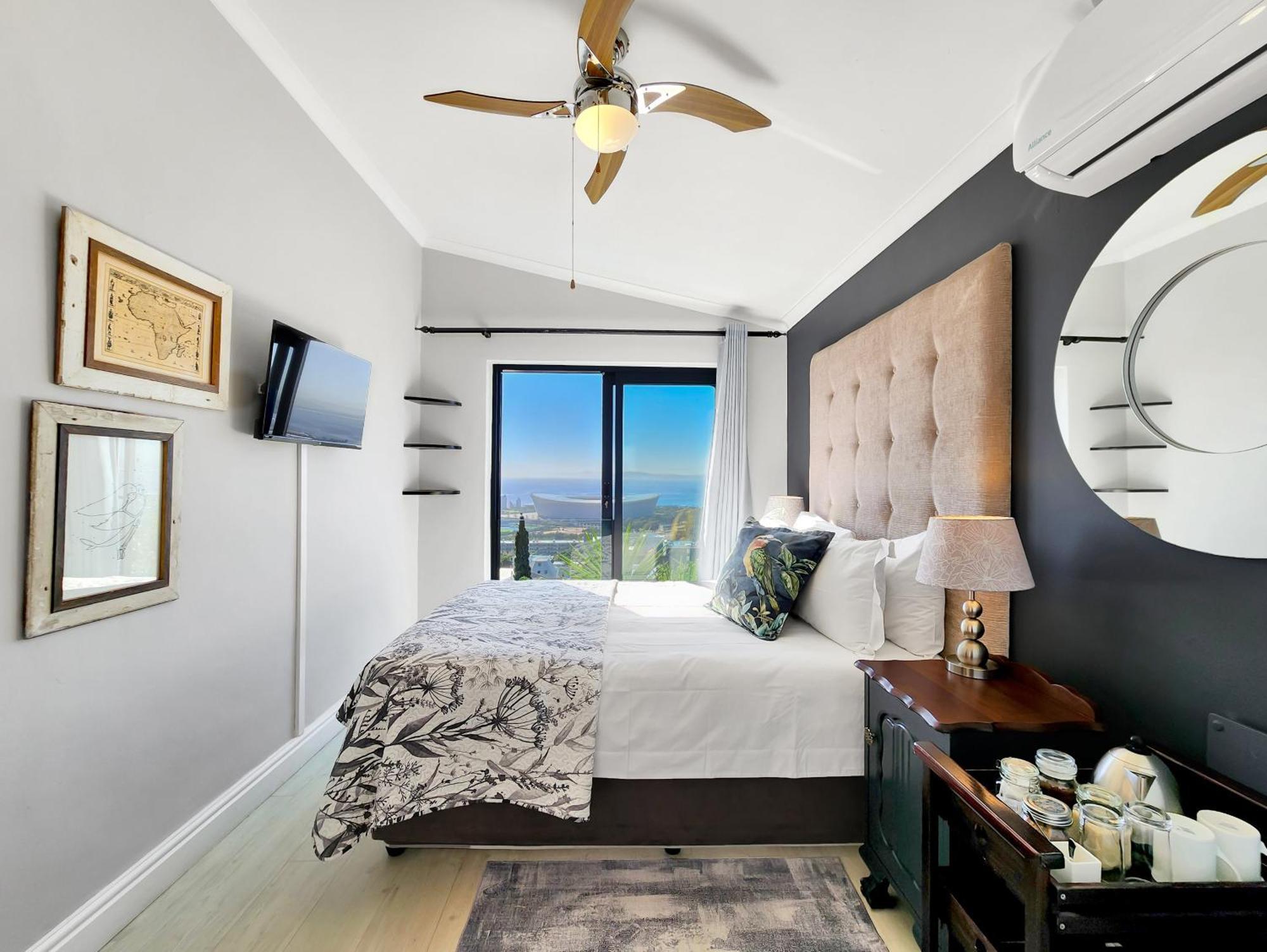 Bluegum Hill & Guest house Cape Town